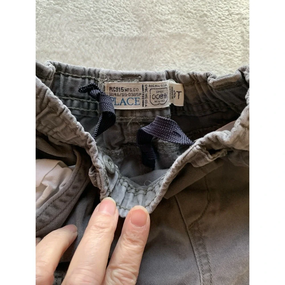 The Childrens Place Size 3T Toddler Boys Tan Gray Cargo Shorts Adjustable Waist